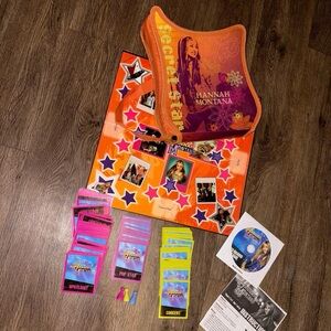 Hannah Montana secret star board game with cute zipper case